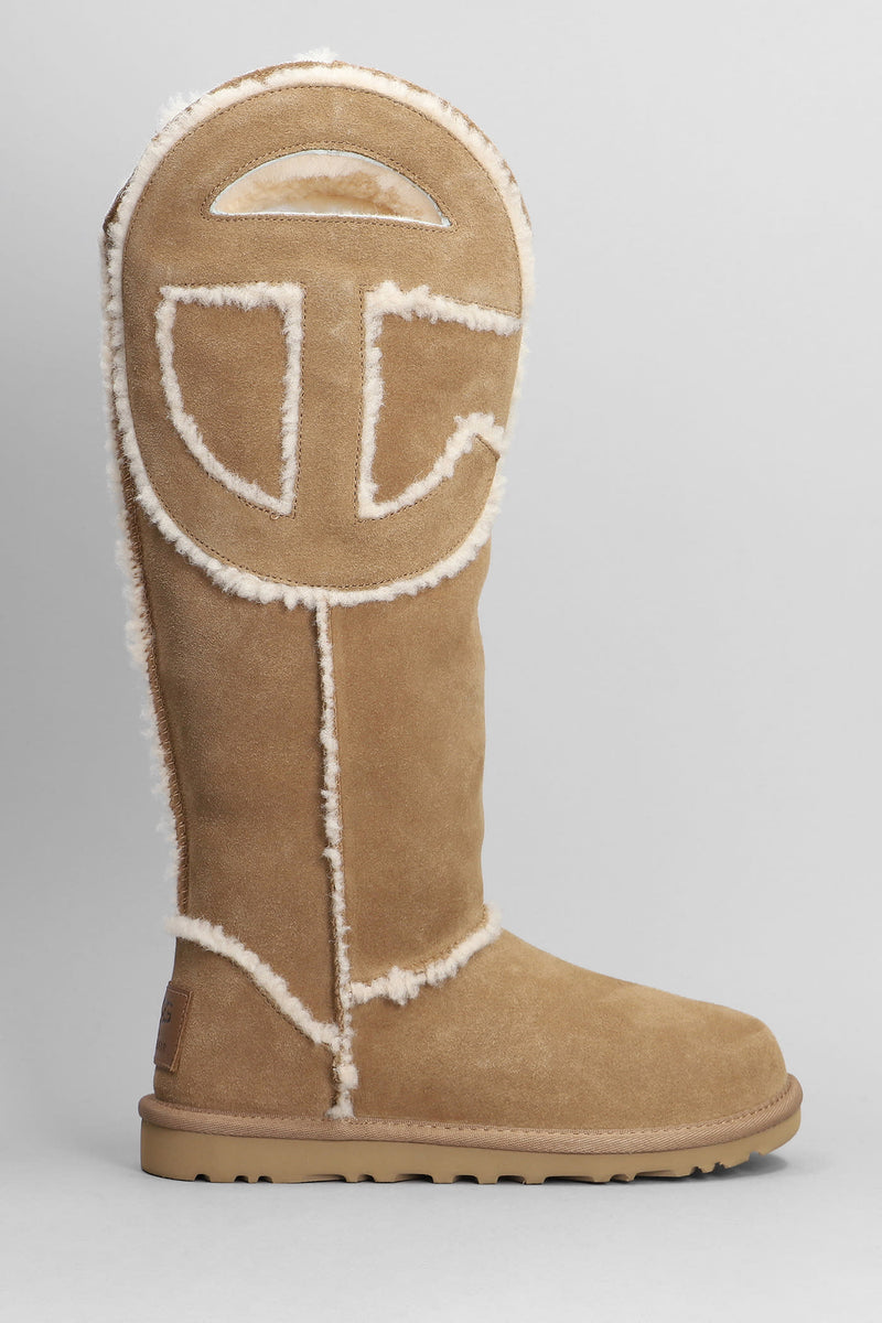 UGG Logo Tall Boot Low Heels Boots In Leather Color Suede - Men