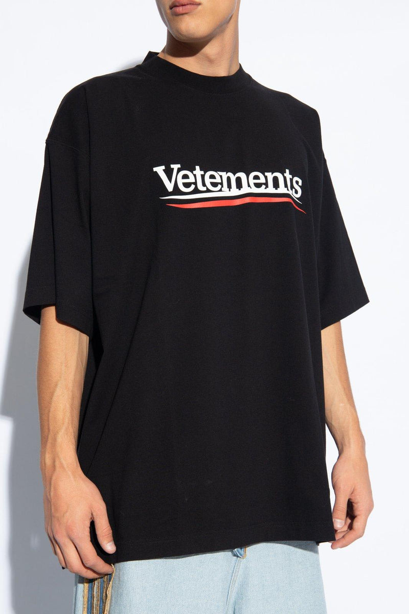 VETEMENTS Logo Printed Crewneck T-shirt - Women