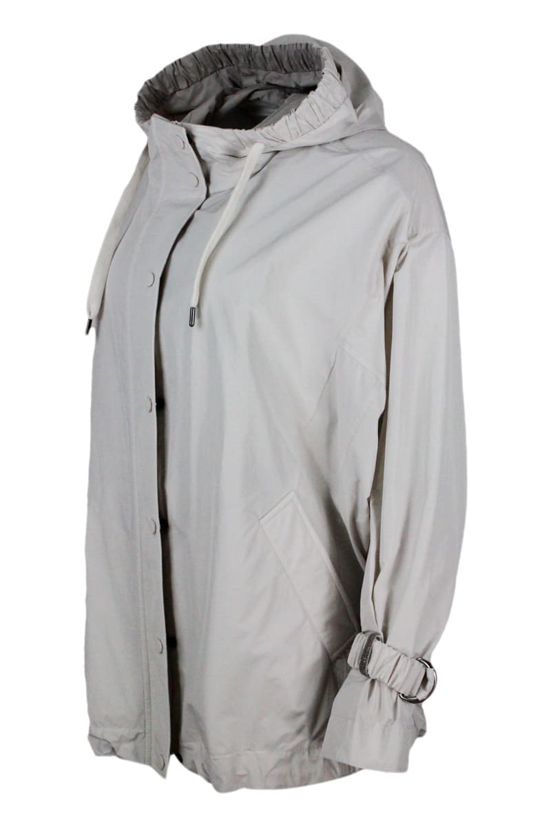 Brunello Cucinelli Water Resistant Outerware Jacket With Hood And Drawstring Hem. Curl On The Sleeve With Precious Jewel - Women