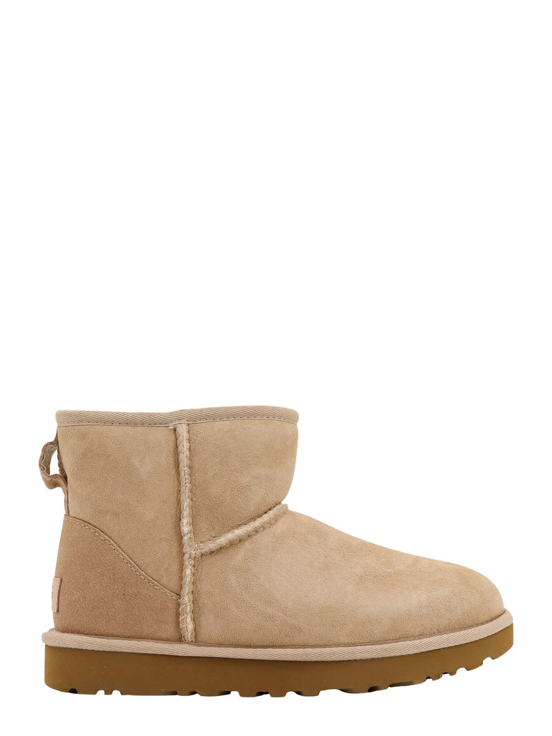 UGG Boots - Women