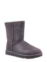 UGG Classic Short Ankle Boots - Women - Piano Luigi