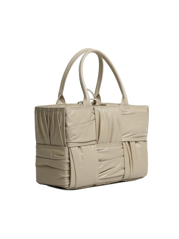 Bottega Veneta Arco Woven Pleated Tote - Women - Piano Luigi