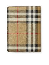 Burberry Ls Passport Cover Dfc - Women - Piano Luigi