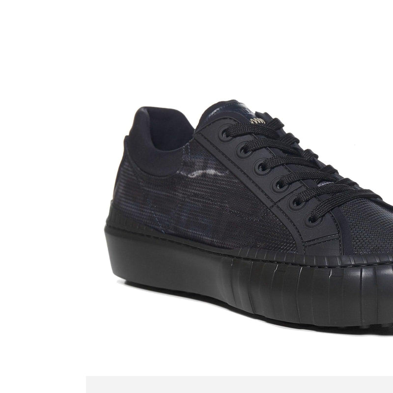 Fendi Force Sneakers - Men - Piano Luigi