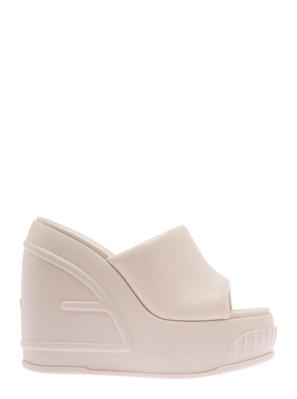 Fendi Light Pink Platform Slides With Embossed Oversized Ff Pattern In Leather Woman - Women - Piano Luigi