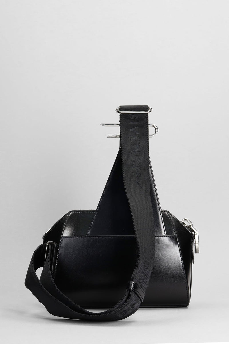 Givenchy Ant U Shoulder Bag In Black Leather - Men - Piano Luigi