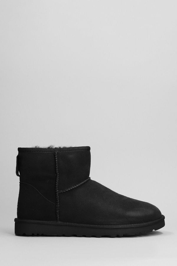 UGG Classic Mini Low Heels Ankle Boots In Black Suede - Men - Piano Luigi