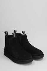 UGG Neumel Chelsea Low Heels Ankle Boots In Black Suede - Men - Piano Luigi