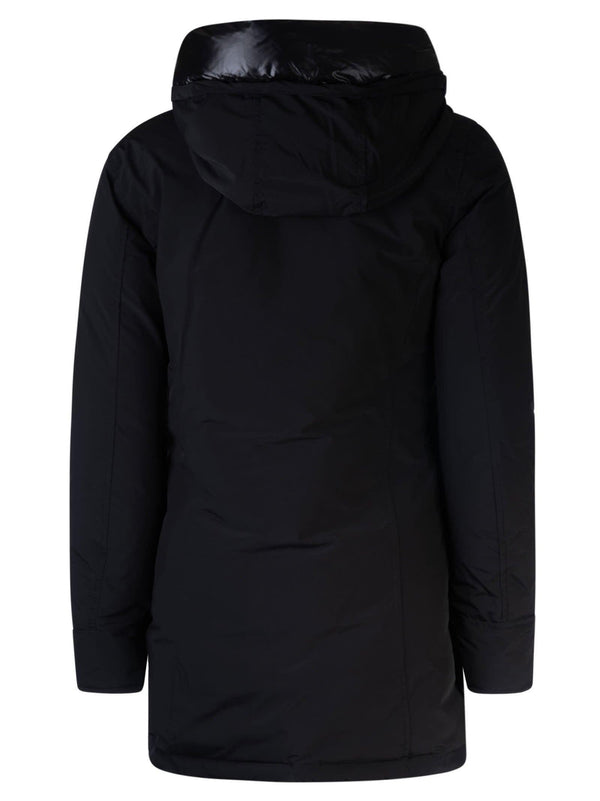 Woolrich Concealed Classic Parka - Women - Piano Luigi